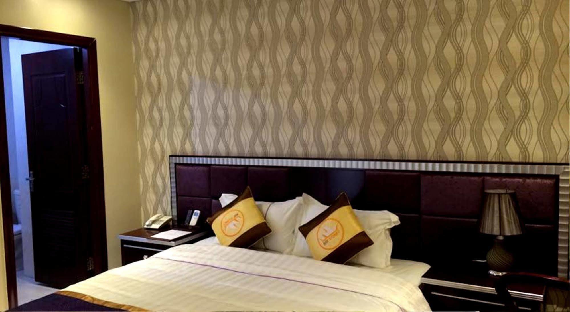 Bay Sydney Hotel Da Nang Luaran gambar