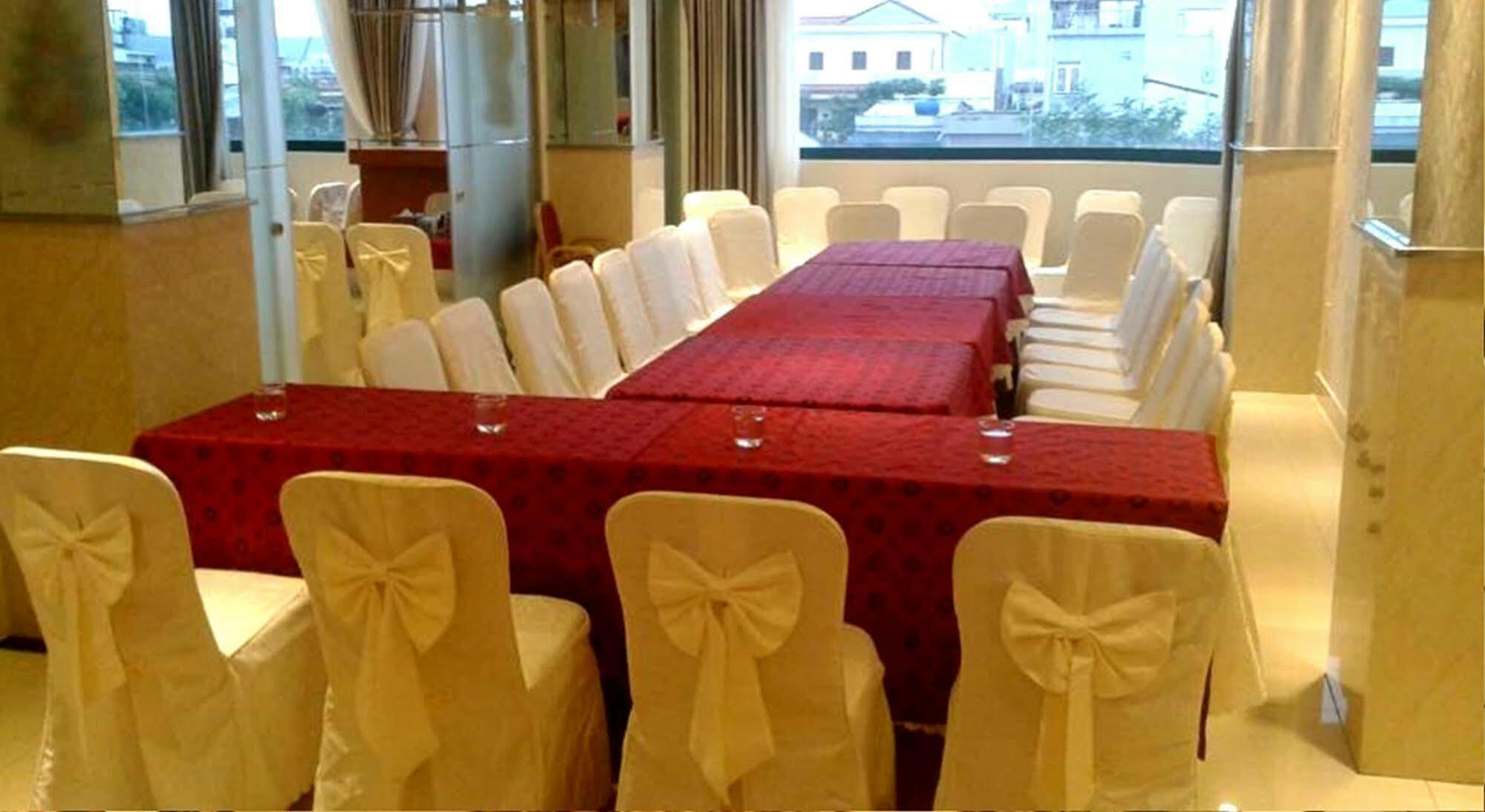 Bay Sydney Hotel Da Nang Luaran gambar