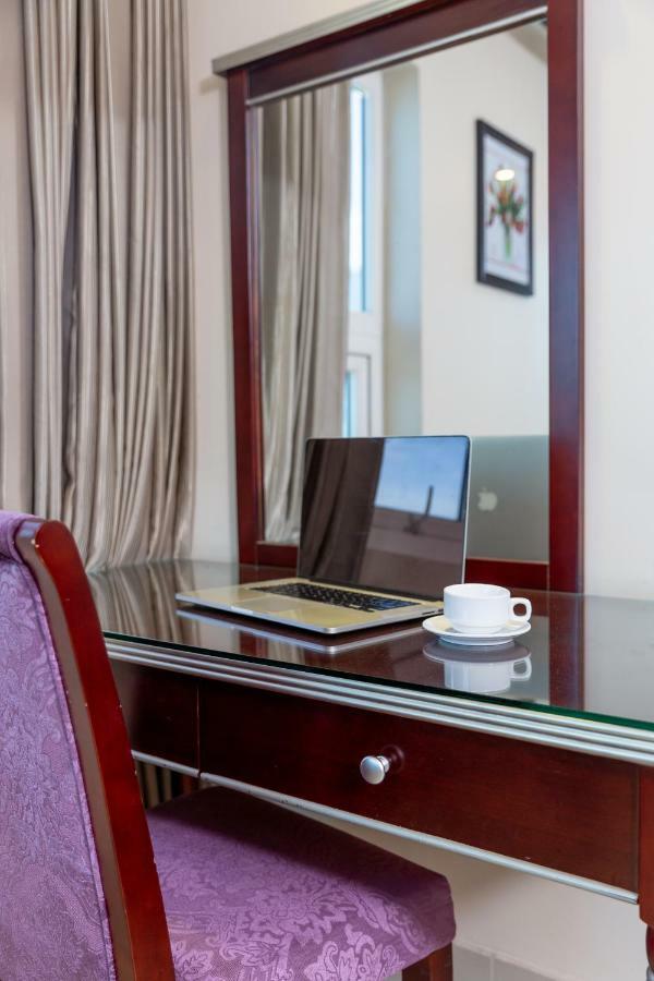 Bay Sydney Hotel Da Nang Luaran gambar